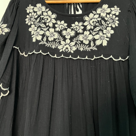 Old Navy Embroidered Gauzy Cotton Maxi Dress, XXL Petite - Picture 4 of 9